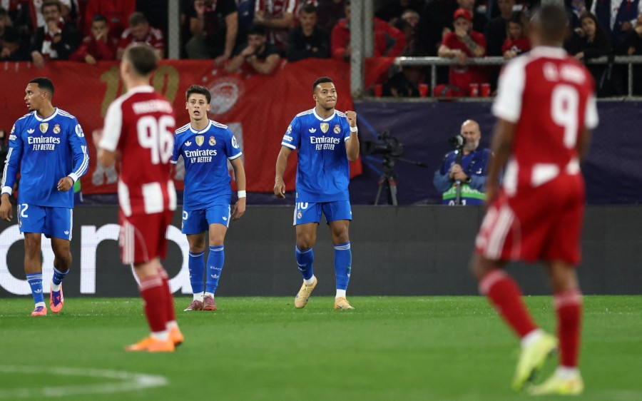 
        “Liverpul” darmadağına üzüldü, “Real”la PSJ qalib gəldi
    