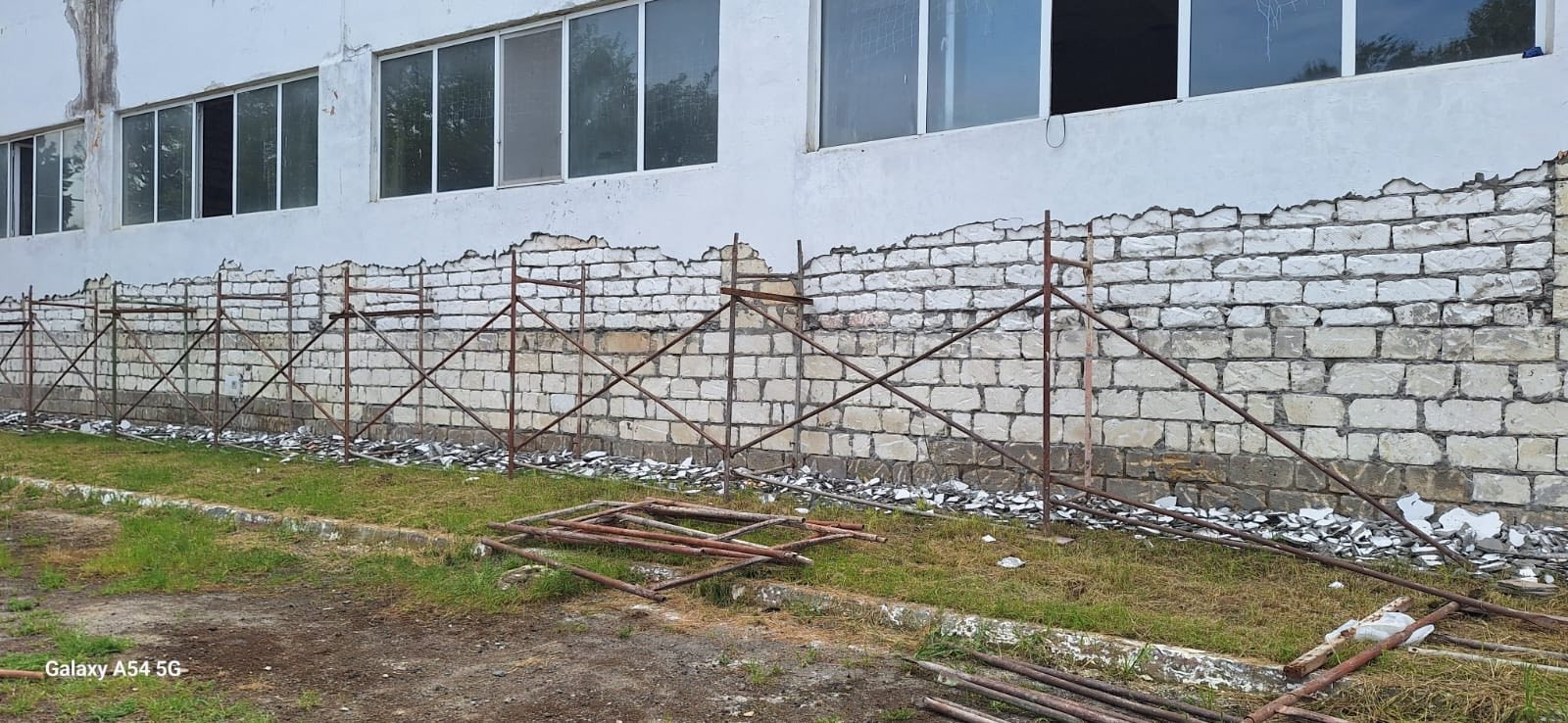
        Qazax stadionunun güləş zalı yenidən qurulur -
    
